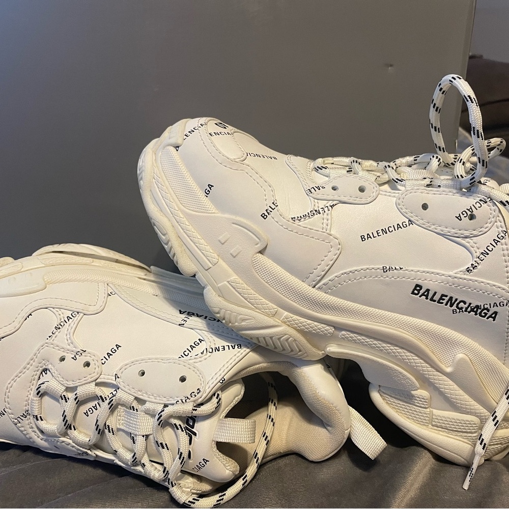 Balenziaga Triple S Sneaker vintage - Picture 12 of 12